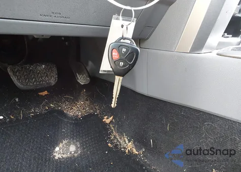 2012 Toyota 4Runner Sr5 z USA, uszkodzony, nr VIN JTEBU5JR4C5105280